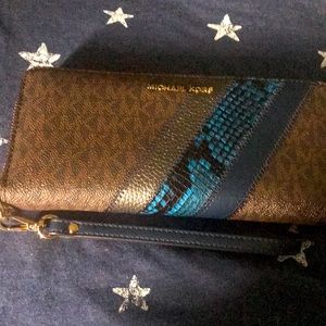 🤩Michael Kors wallet🤩